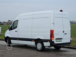 MERCEDES-BENZ SPRINTER 317 L2H2 RWD Mbux
