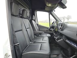 MERCEDES-BENZ SPRINTER 317 L2H2 RWD Mbux