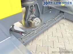 Combilift C3000STE TRIPLEX WIDE POSITIONER CABIN