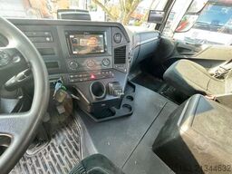 MERCEDES-BENZ Arocs 3242 8x2/4 BL Abrollkipper Meiller 30 to