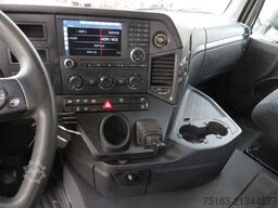 MERCEDES-BENZ Arocs 4143 8x4 4 Achs Muldenkipper