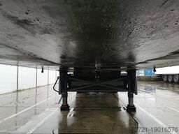 SCHMITZ SKO 24 LBW TAILLIFT SCB