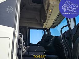 Iveco S-Way 460