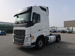 Volvo FH 460 4x2, Glob, 2 Tanks, ACC, TUV, NL truck, ...