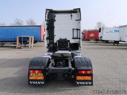 Volvo FH 460 4x2, Glob, 2 Tanks, ACC, TUV, NL truck, ...