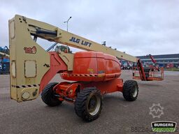 JLG 800AJ