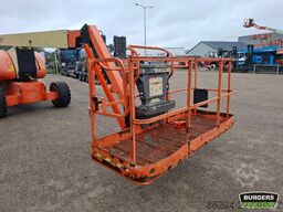 JLG 800AJ