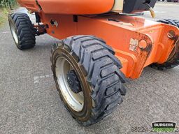 JLG 800AJ