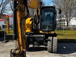 CATERPILLAR M318