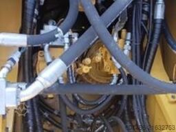 CATERPILLAR 352 mit CE und EPA