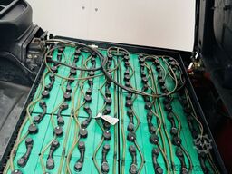 Linde E 25 L-01 Batterie Bj.16