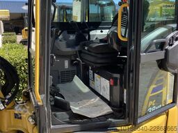 Komatsu PC38MR-5