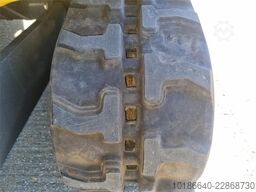 Komatsu PC16R-3HS