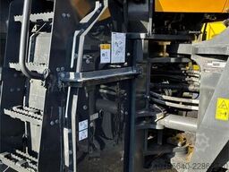 Komatsu WA500-8E0