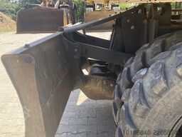 Komatsu PW160-11