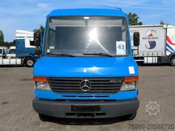 Mercedes-Benz Vario 812D