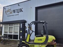 Clark Cmpd25 2.5t diesel