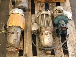 ELEKTROMOTOR met vertragingskast