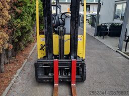 Hyster A1.3XNT mit sehr wenig Stunden!