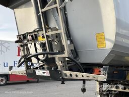 Schmitz Cargobull Kipper Stahlrundmulde