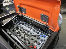 TOYOTA SPE200D