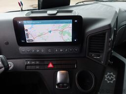 Mercedes-Benz Actros 1824 L Bakwagen + Laadklep 2000 kg
