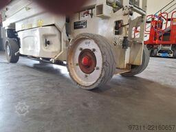 JLG 2030ES