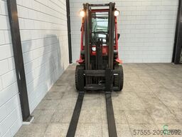 Nissan UG 1 D 2 A 32 LQ