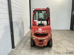 Nissan UG 1 D 2 A 32 LQ