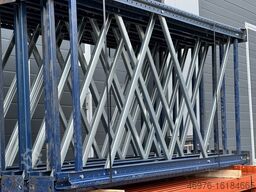 Mecalux / 25.3 lfm. / St.: 2.300x1.100mm / Tr.: 2.700 mm