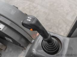 Ausa C 250 H X4