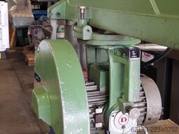 DeWalt Radialarmkreissäge 300 mm Sägeblatt / 900 mm