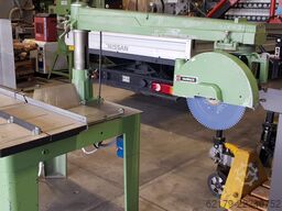DeWalt Radialarmkreissäge 300 mm Sägeblatt / 900 mm