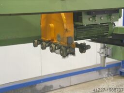 Wemhöner mit Reinigunsbürste