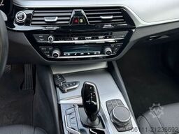 BMW 520i Limousine Leder