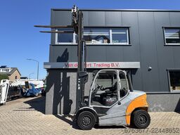 STILL RX70-40 Triplo 400 Freelift / Sideshift / Vorkversteller ContainerTruck Deutz Diesel 2014