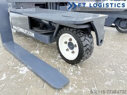 Combilift C3000 DIESEL WIDE FORK POSITIONER DUPLEX