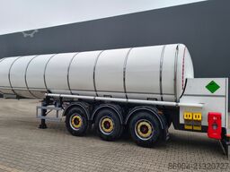 CRYOBASE GmbH gas tank semi-trailer for CO2 Carbon dio