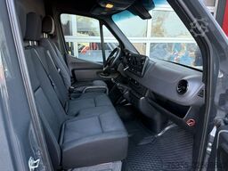 MERCEDES-BENZ Sprinter 316 CDI Klima 7MBUX 4,3m Koffer LBW