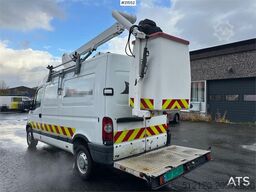 Renault Master lift truck w/ France Elevateur lift basket.