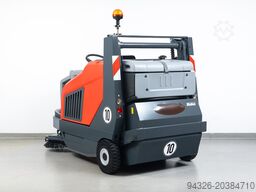 Hako Sweepmaster D1500 RH - Diesel - 2018y