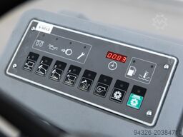 Hako Sweepmaster D1500 RH - Diesel - 2018y