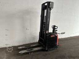 Toyota SPE 160 L - TRIPLEX 5,4 m - 1049 Bts. !!!!!!