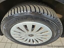 MERCEDES-BENZ Vito 116 CDI PRO LANG|MultibeamPLUS2xLED|2,5tAHK