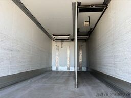 DAF LF 230 Schmitz Kühlkoffer LBW Klima T-800 Spect.