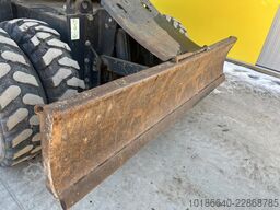 Komatsu PW180-10
