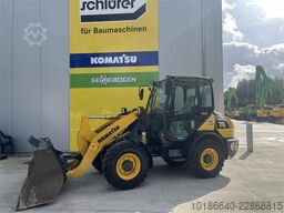 Komatsu WA70-7