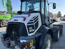 Komatsu WA100M-8