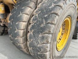 Komatsu HD605-5A