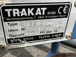 TRAKAT 